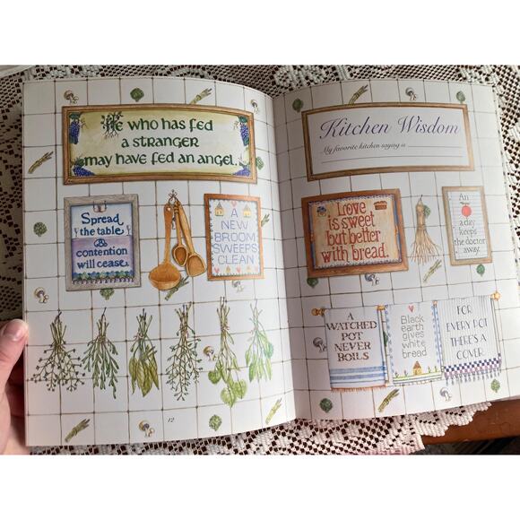 Vintage 'Grandmother Remembers' Recipe Journal: 1984 Family Keepsake Book - Picture 4 of 6